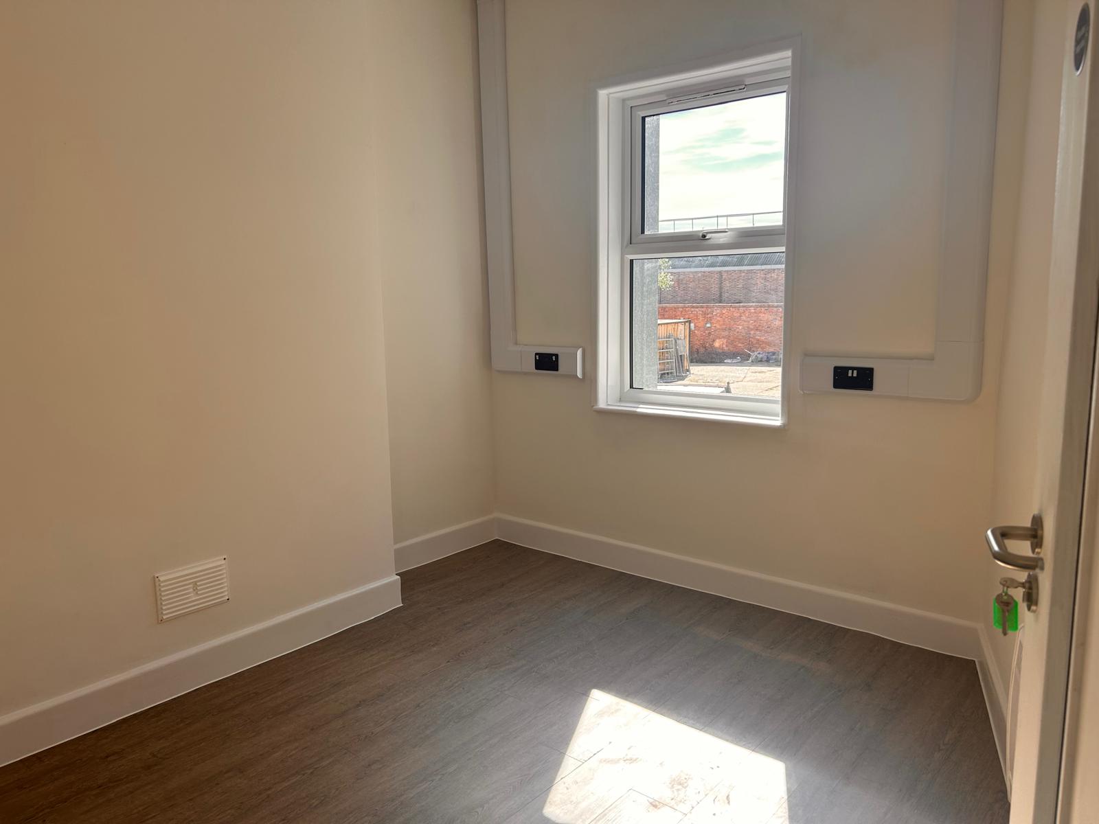 Office to let 20 Kings Street